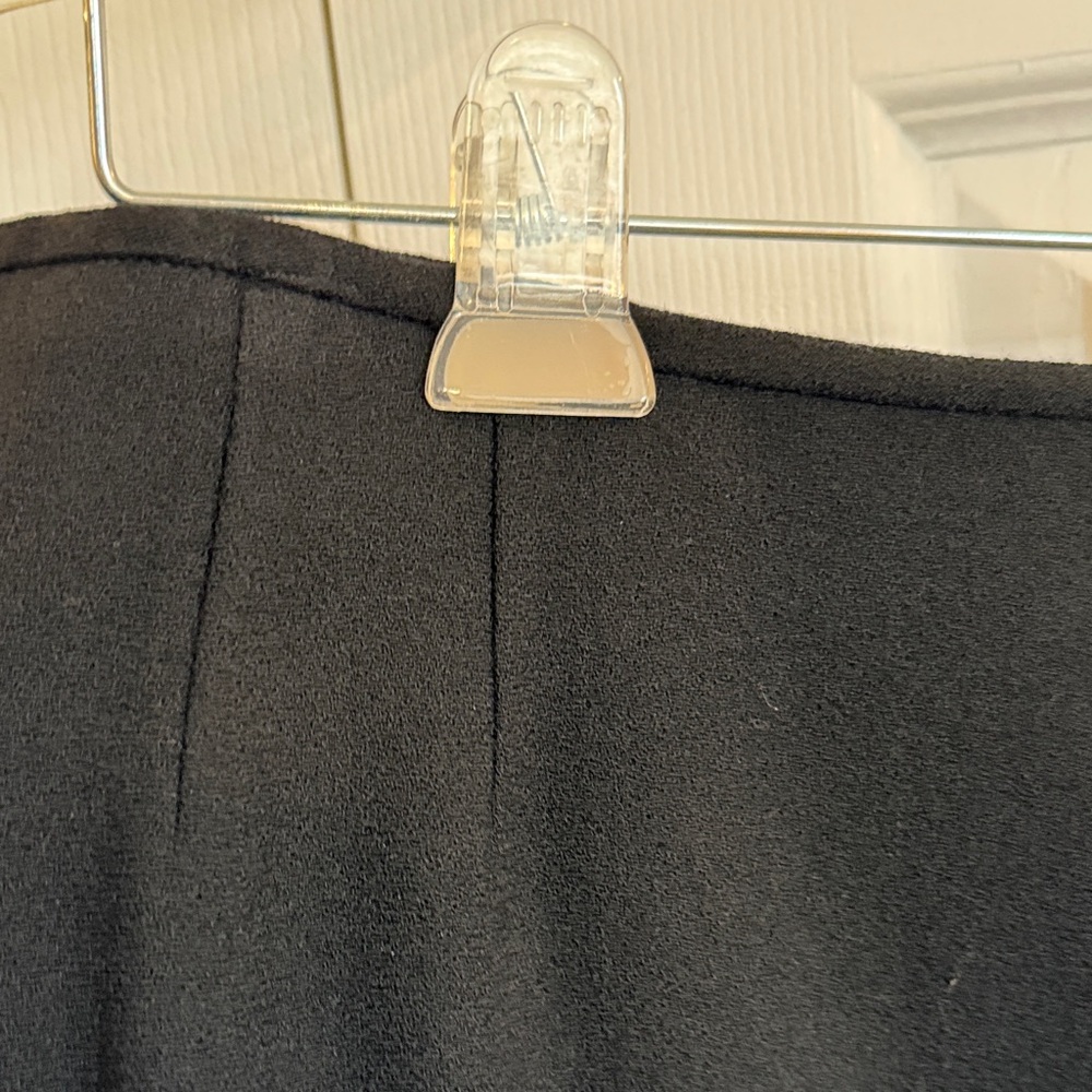 Kasper ASK Wool Black Suit size 10 VTG. NWT. Includes detachable fur collar. - Picture 8 of 11